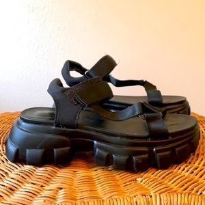 Rare MATA Summer Love Sandal
